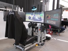 Le simulateur bien équipé de l'équipe Apex Racing UK 