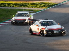 Porsche a une excellente auto-école, sa conduite accompagnée est très réputée !